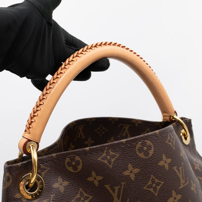 Artsy MM Monogram