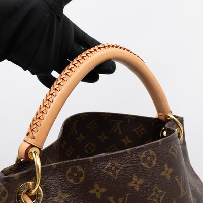 Artsy MM Monogram
