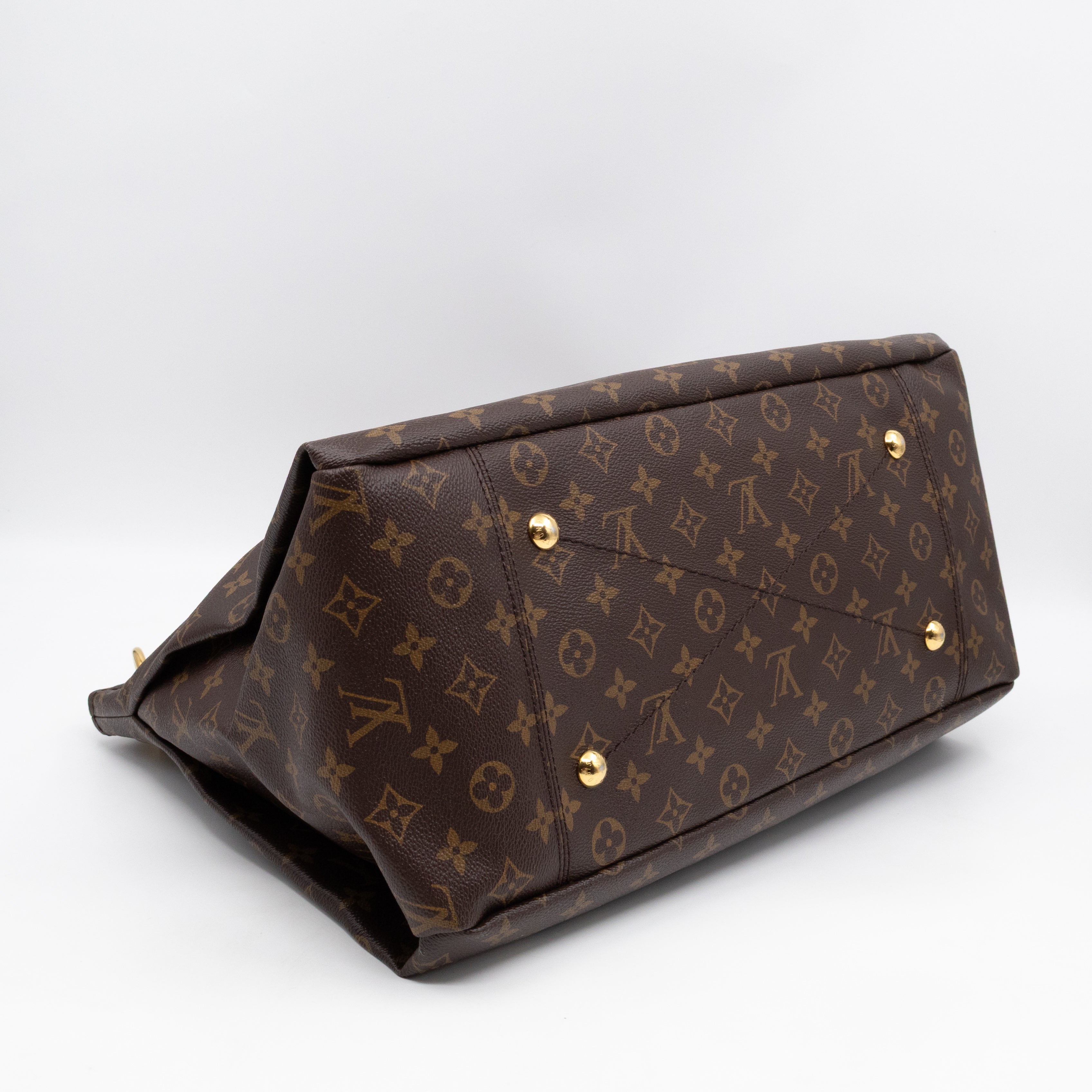 Artsy MM Monogram