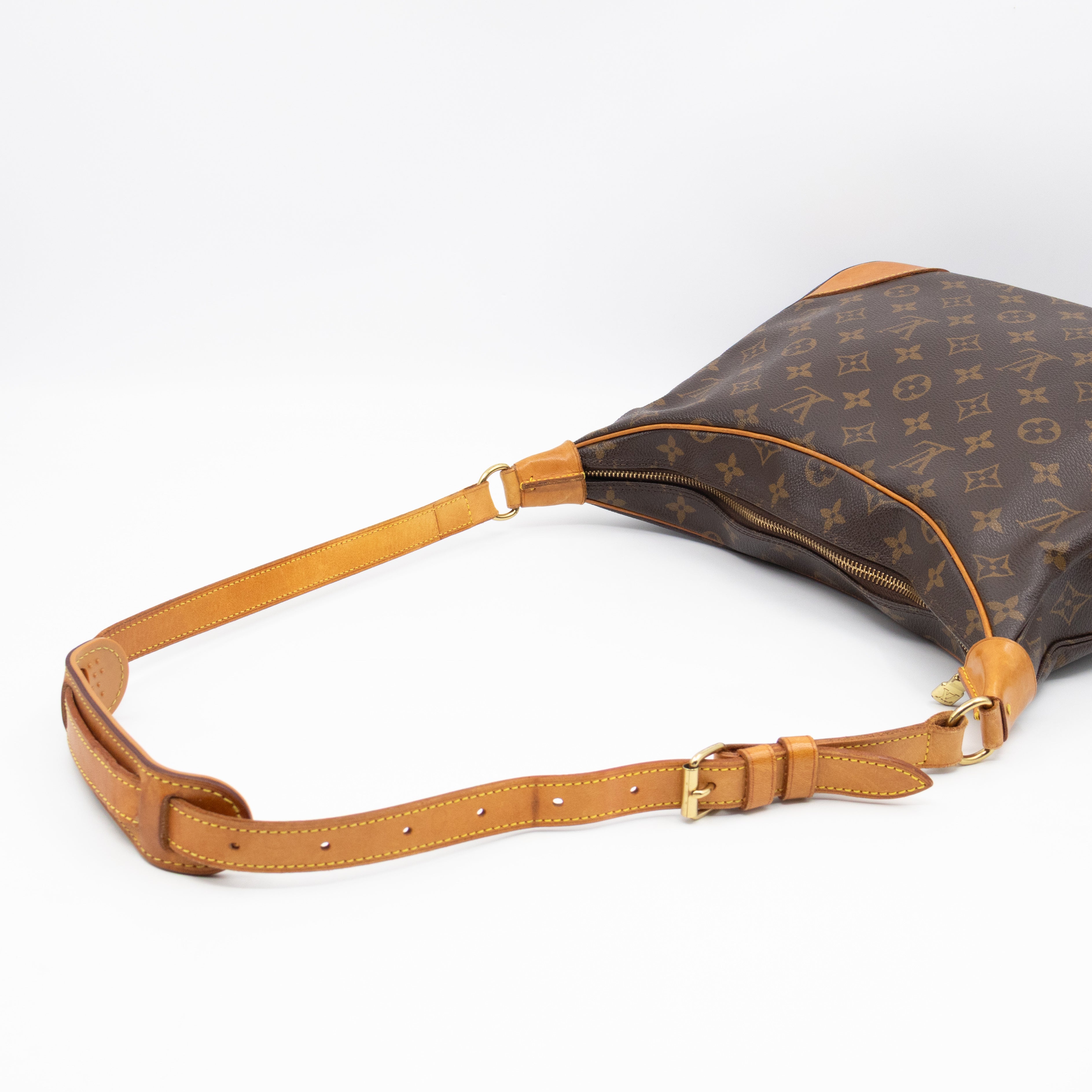 Boulogne Monogram