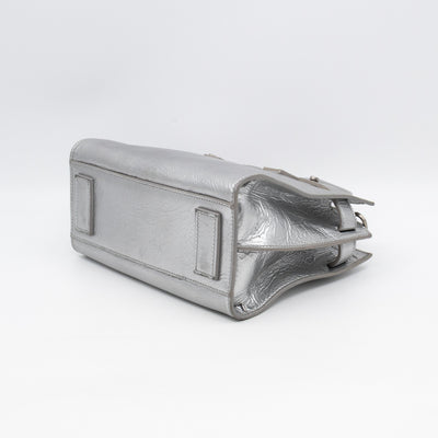 Sac de Jour Nano Silver Metallic Leather