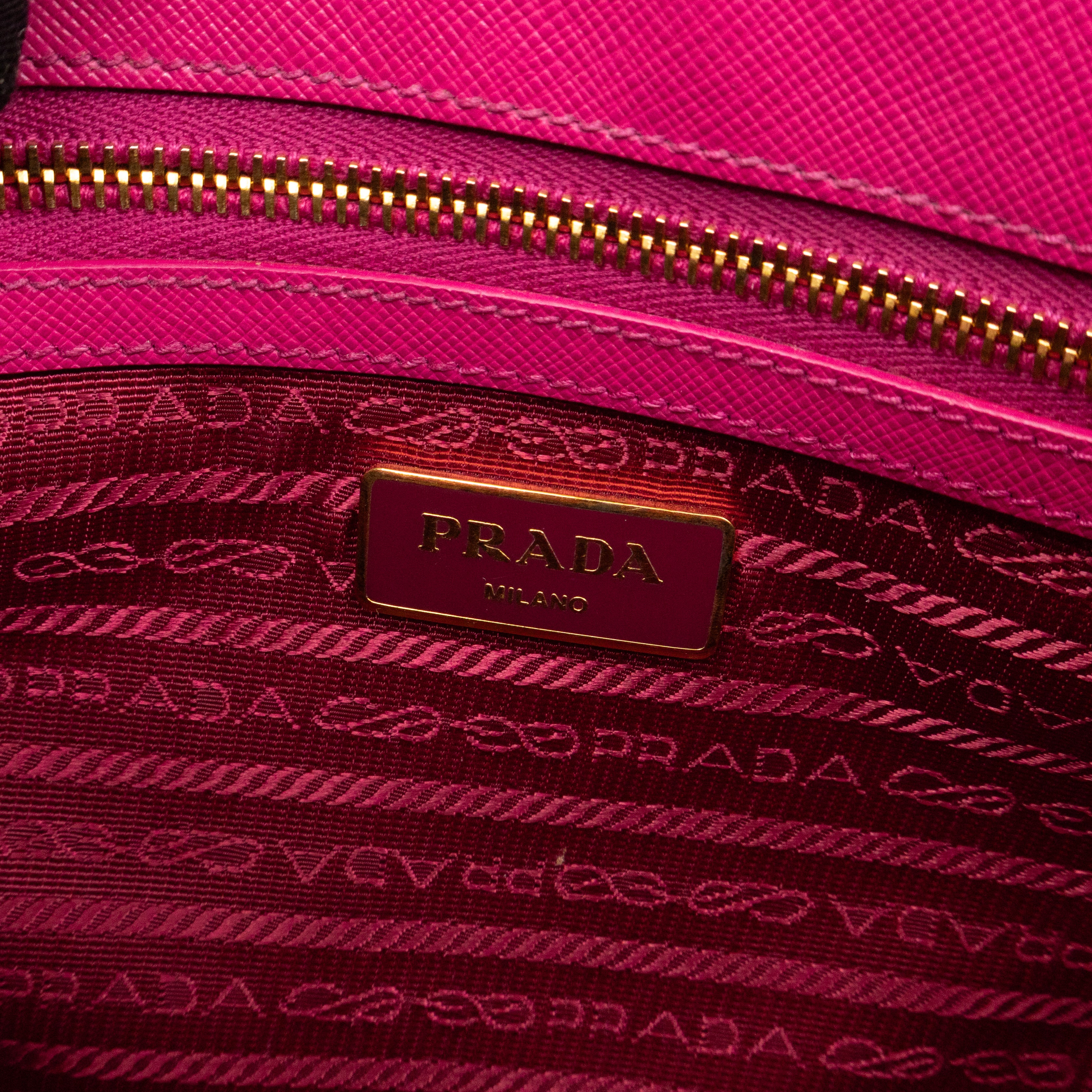 Galleria Small Double Zip Fuchsia Pink Saffiano