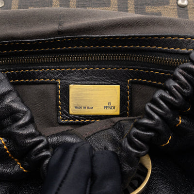Magic Shoulder Bag Black Leather
