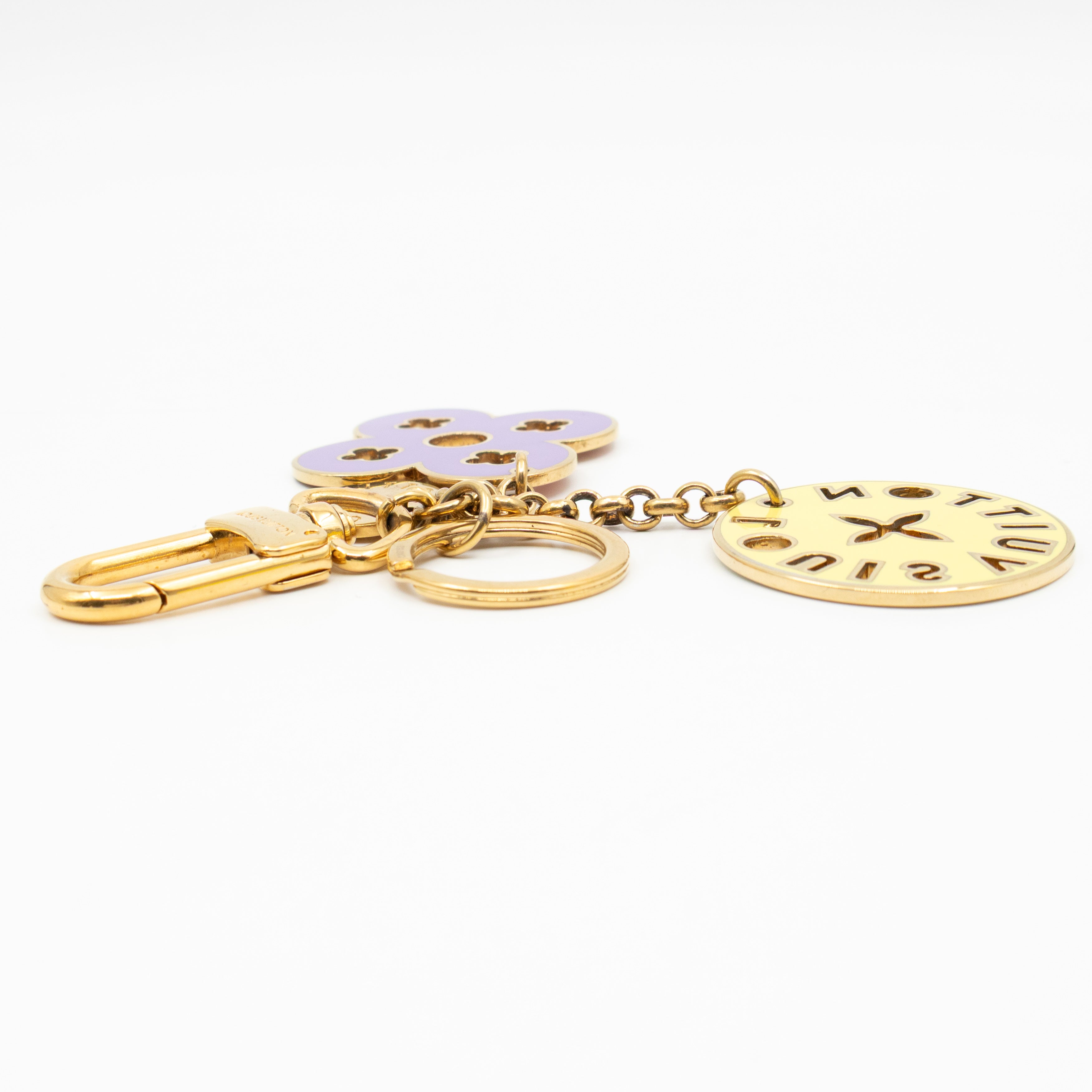 Looping Fleur Pastel Key Charm