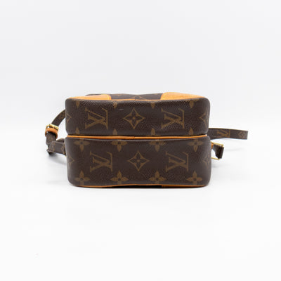 Amazone Monogram