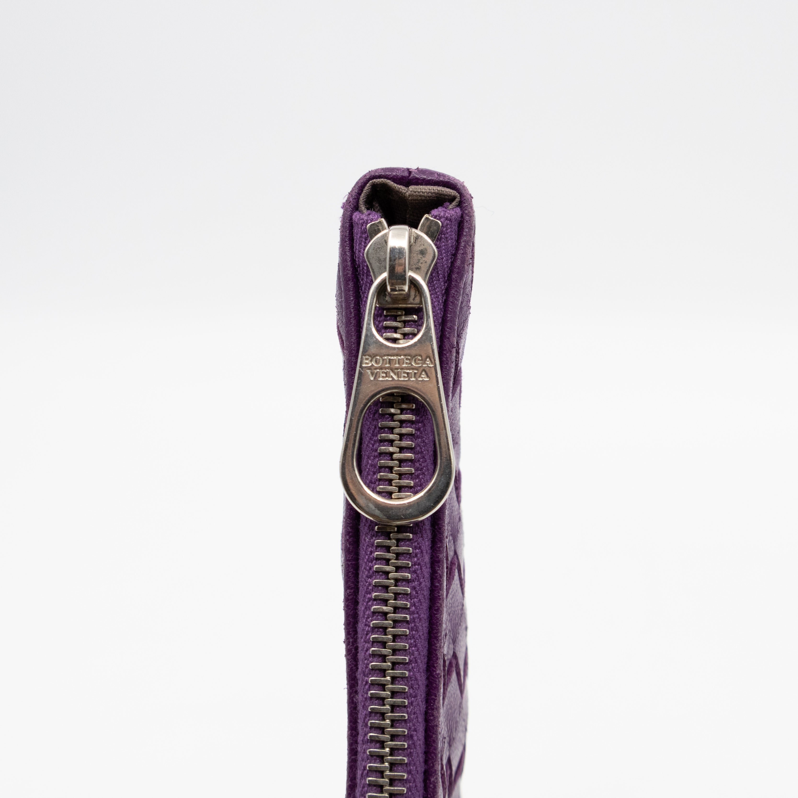 Key Pouch Purple Intrecciato Leather