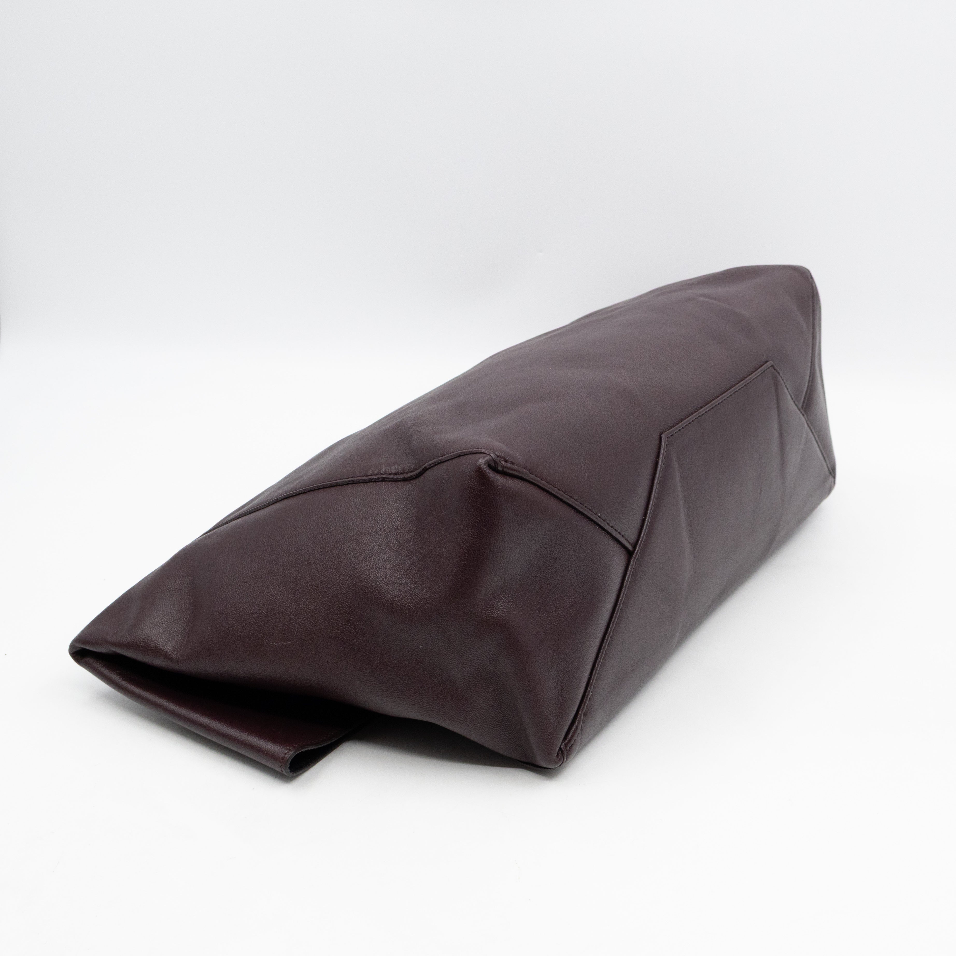 Cabas Fold-over Clutch Bag Burgundy Leather