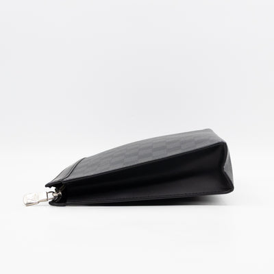 Pochette Voyage MM Damier Graphite