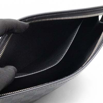 Pochette Voyage MM Damier Graphite