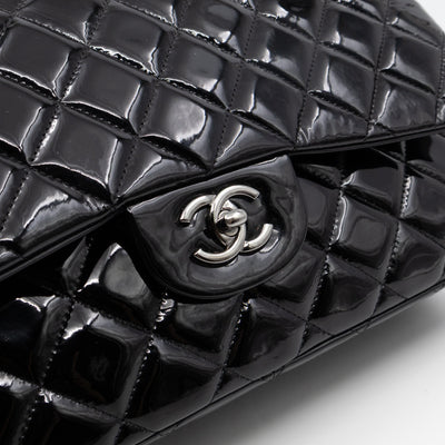 Classic Double Flap Jumbo Black Patent Leather