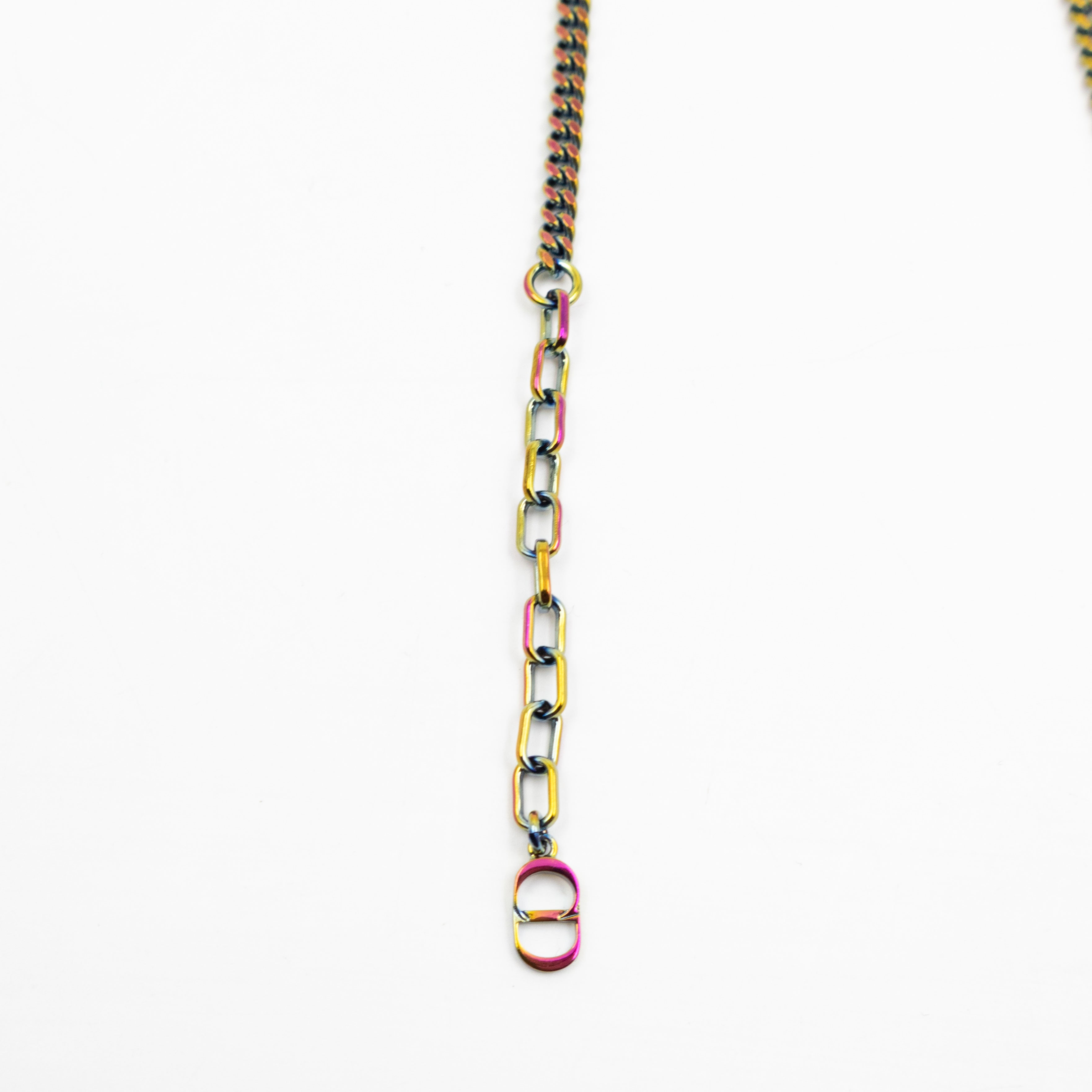 CD Couture Plate Pendant Necklace Multicolor
