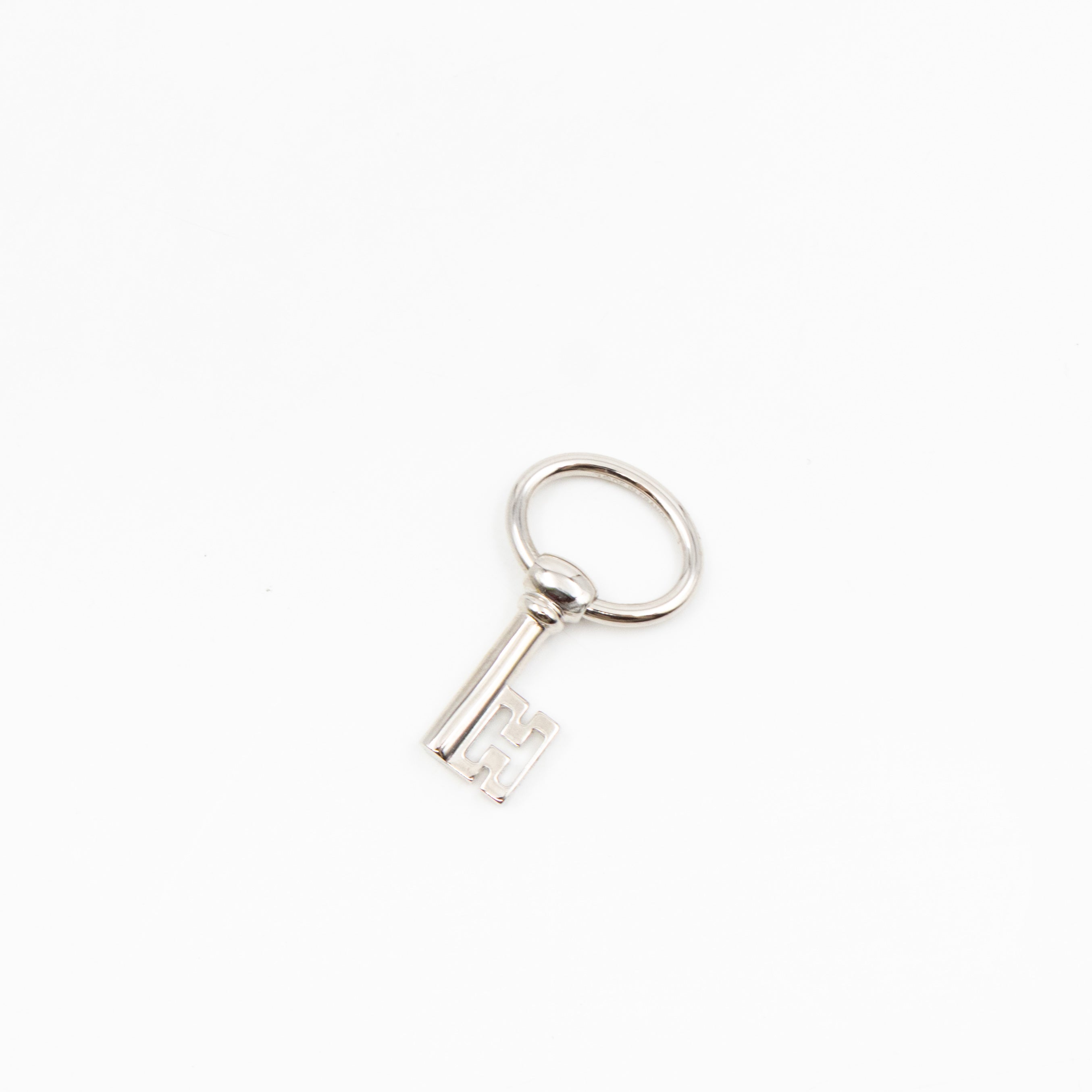 Curiosite Cle H Charm Pendant Scarf Ring Silver