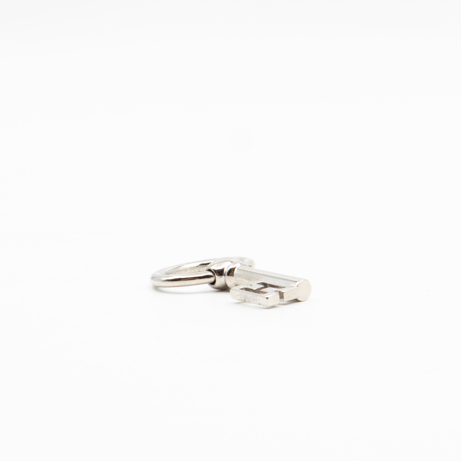 Curiosite Cle H Charm Pendant Scarf Ring Silver