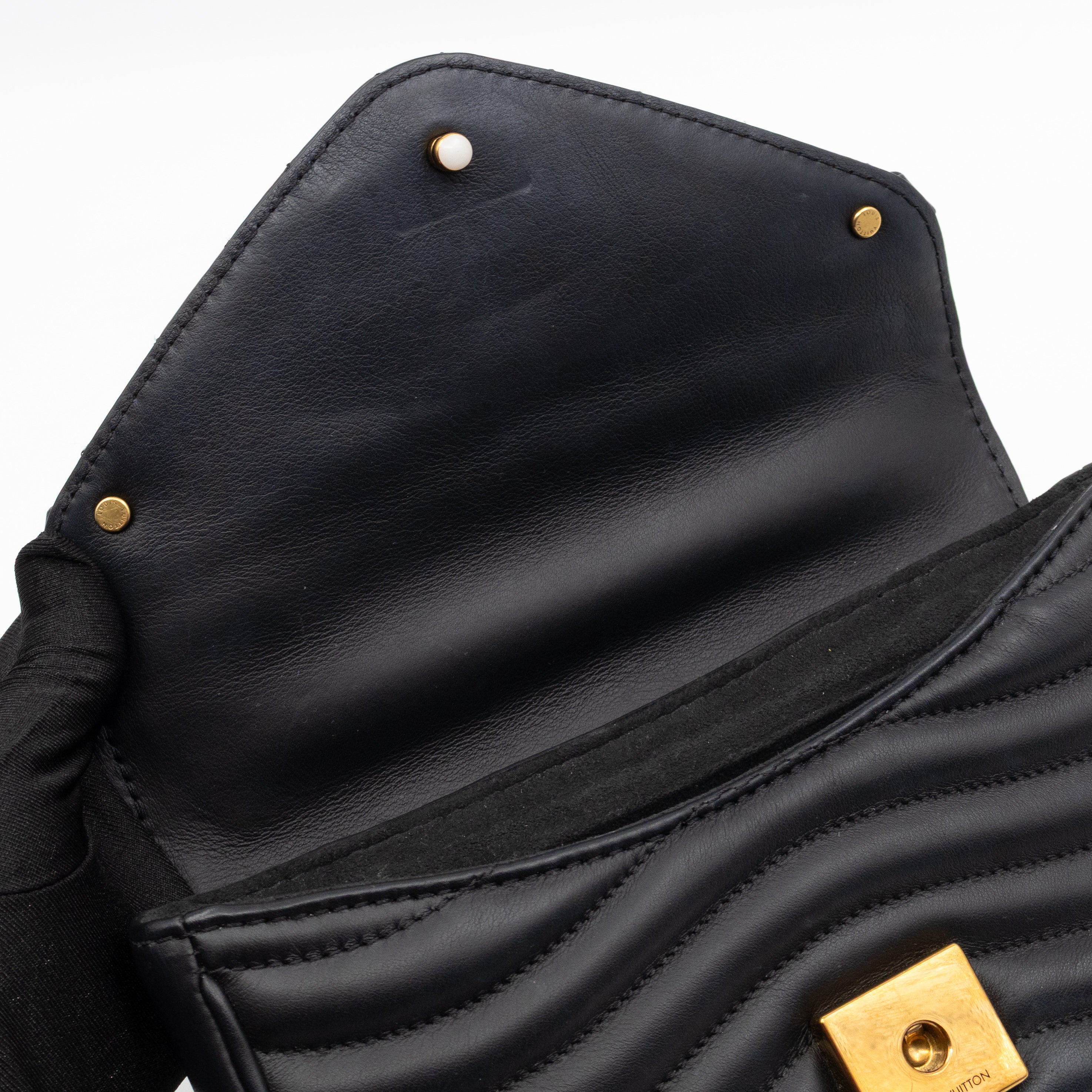 New Wave PM Shoulder Bag Black Leather