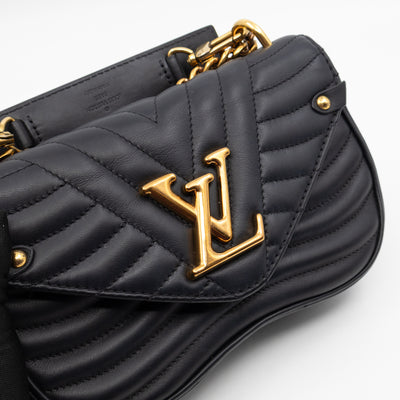 New Wave PM Shoulder Bag Black Leather