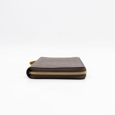 Zippy Organizer Wallet Monogram