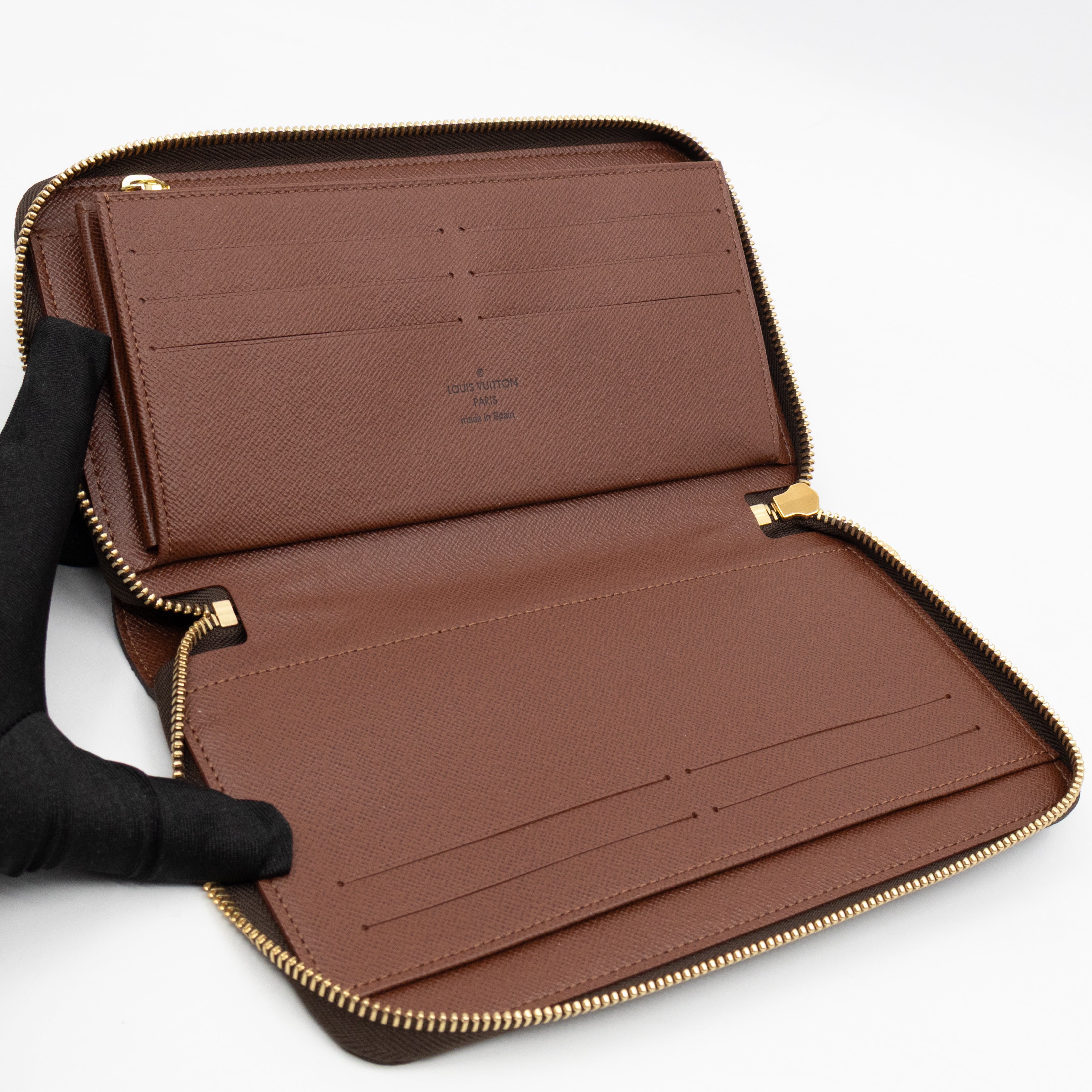 Zippy Organizer Wallet Monogram