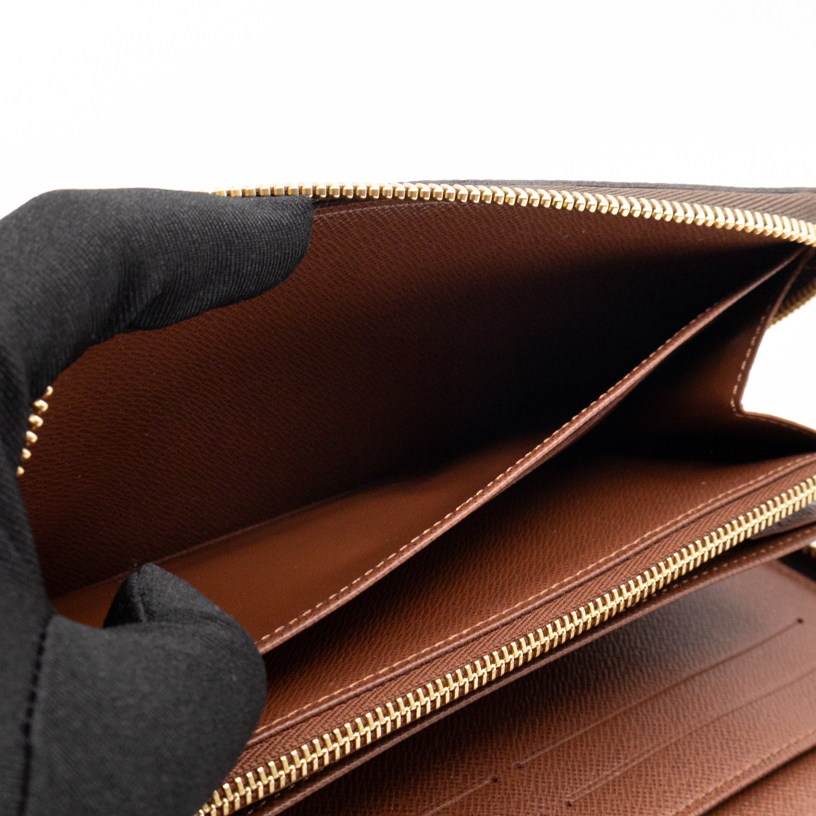 Zippy Organizer Wallet Monogram