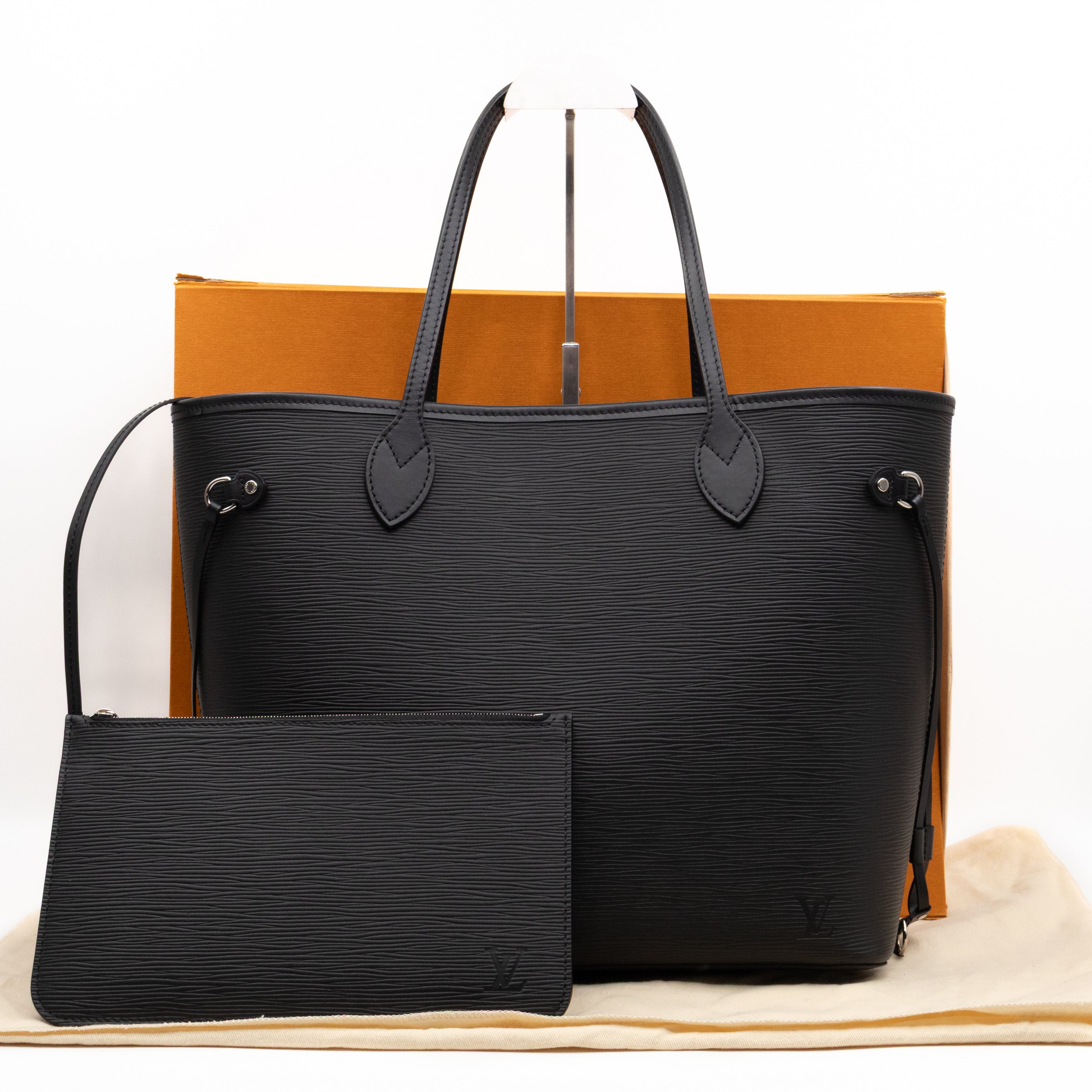 Neverfull MM Black Epi Leather with Pochette