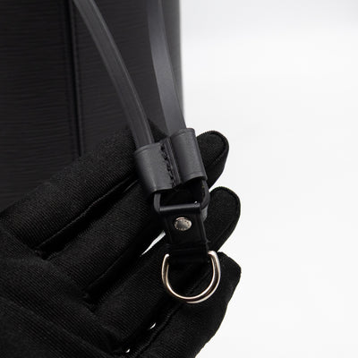 Neverfull MM Black Epi Leather with Pochette
