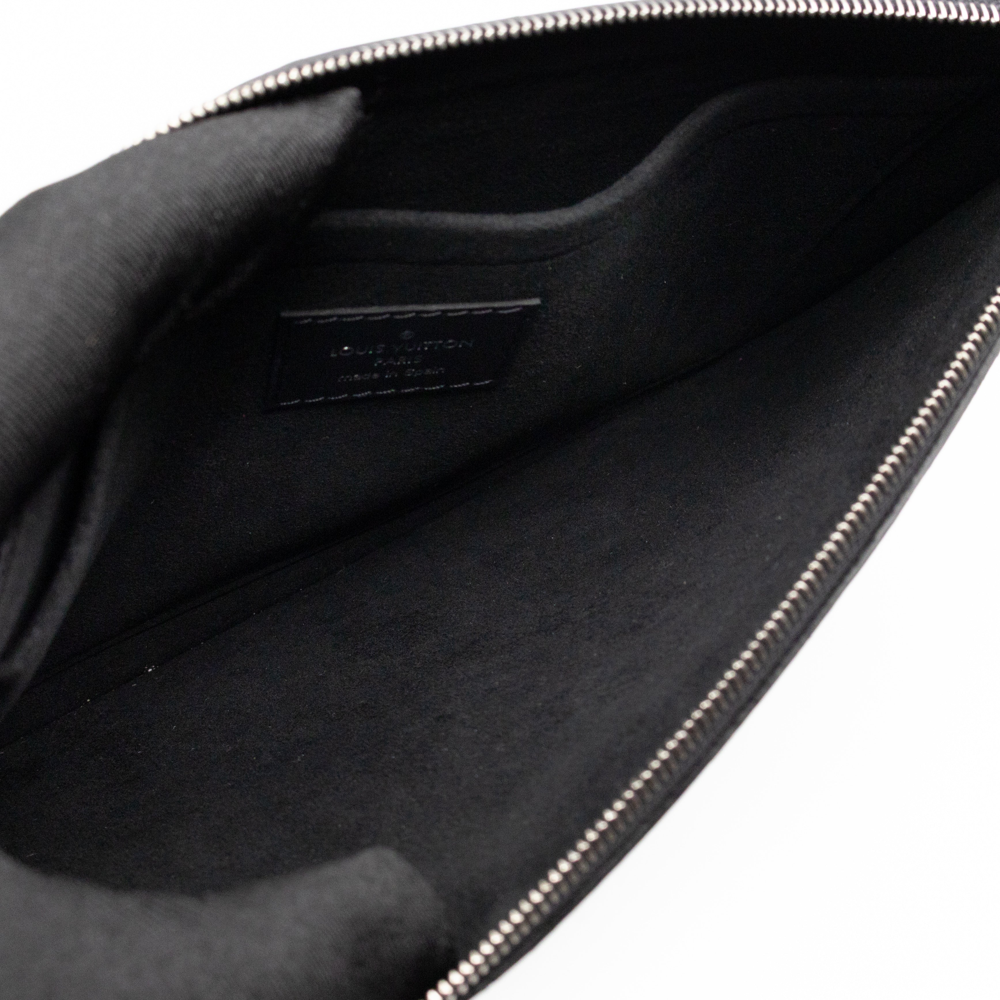 Neverfull MM Black Epi Leather with Pochette