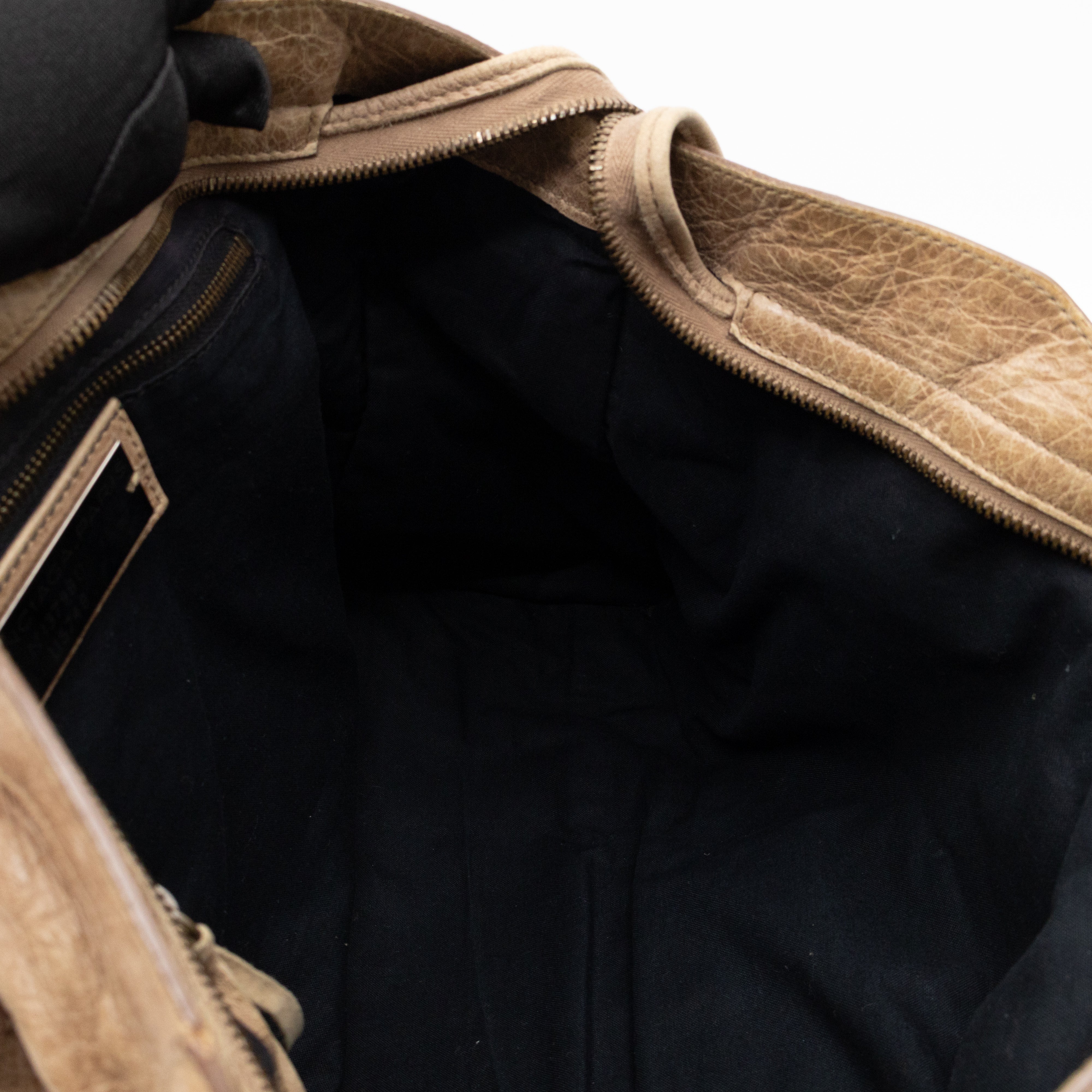 Classic City Beige Leather