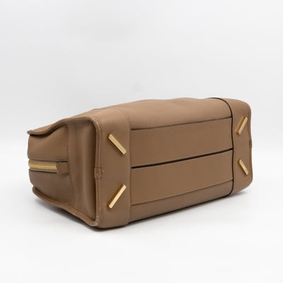 Amazona 36 Brown Leather With Shoulder Strap