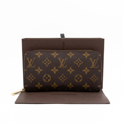 Zippy Wallet Monogram