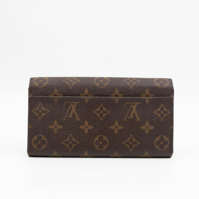 Sarah Wallet Monogram