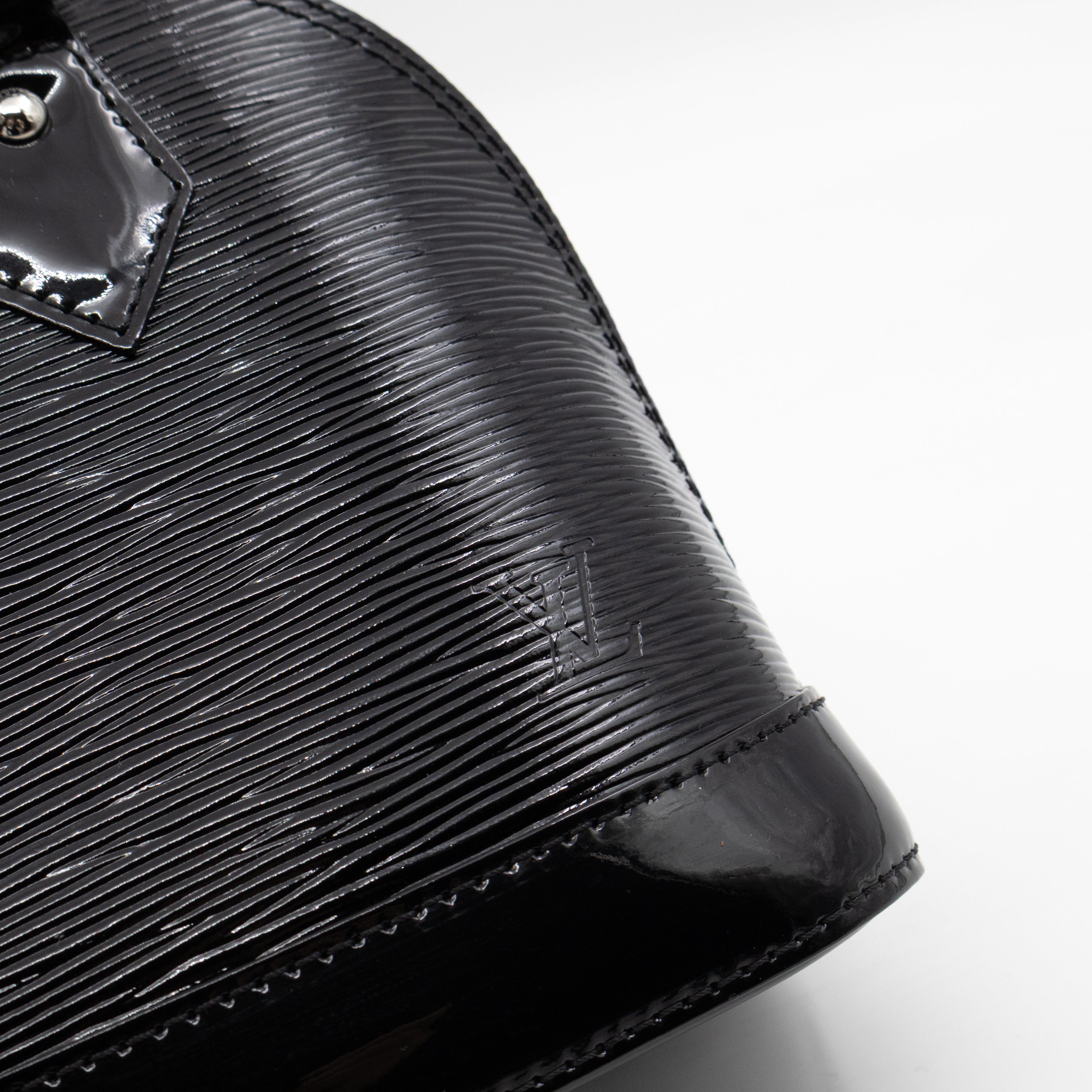 Alma BB Black Epi Electric Leather
