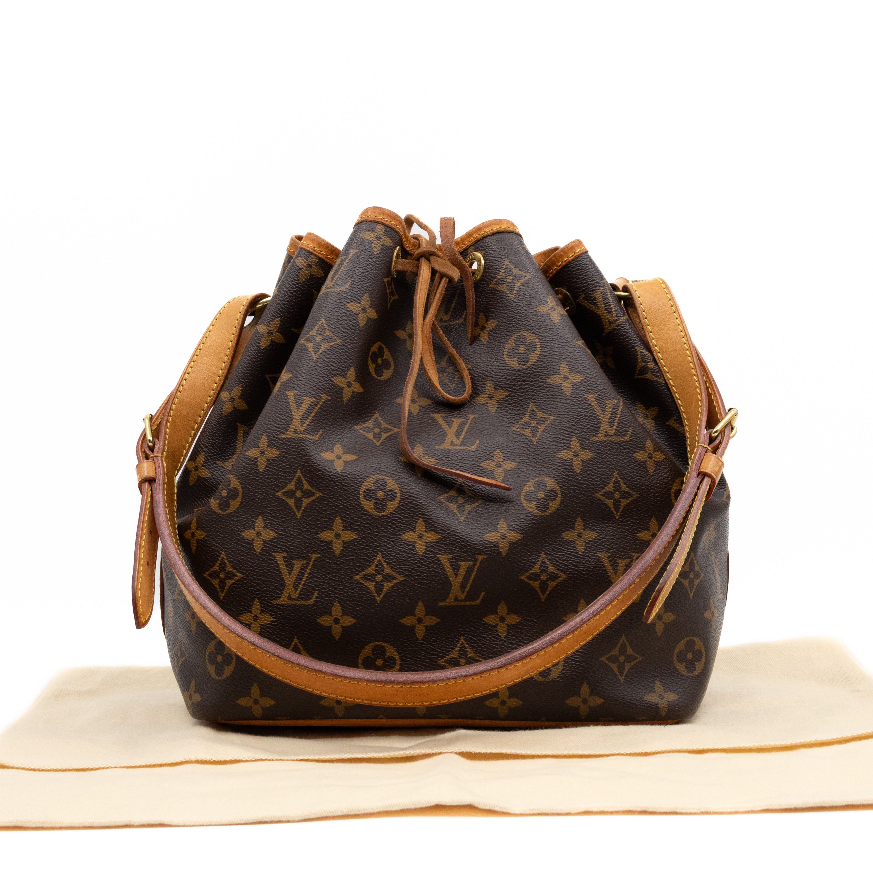 Petit Noe Monogram