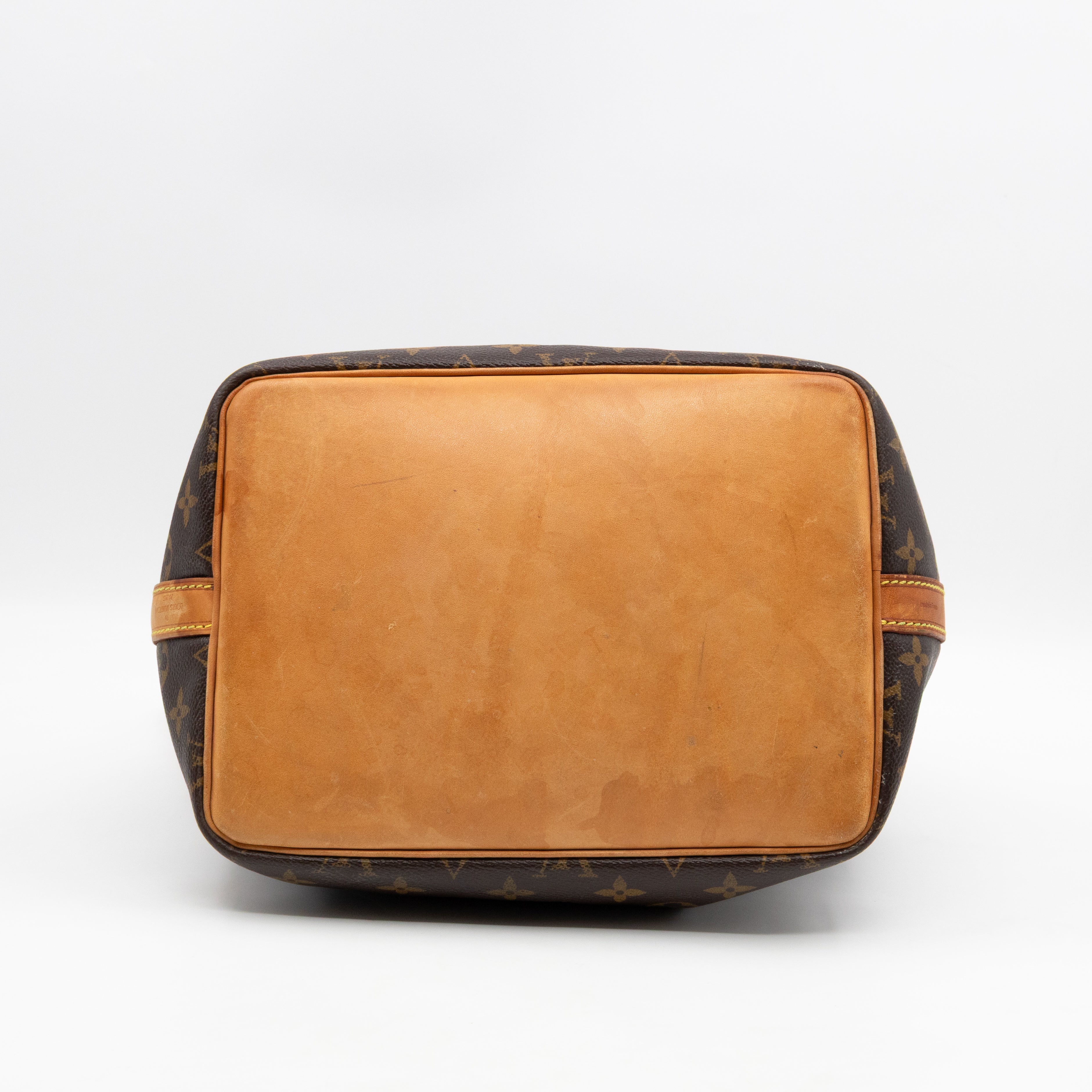 Petit Noe Monogram