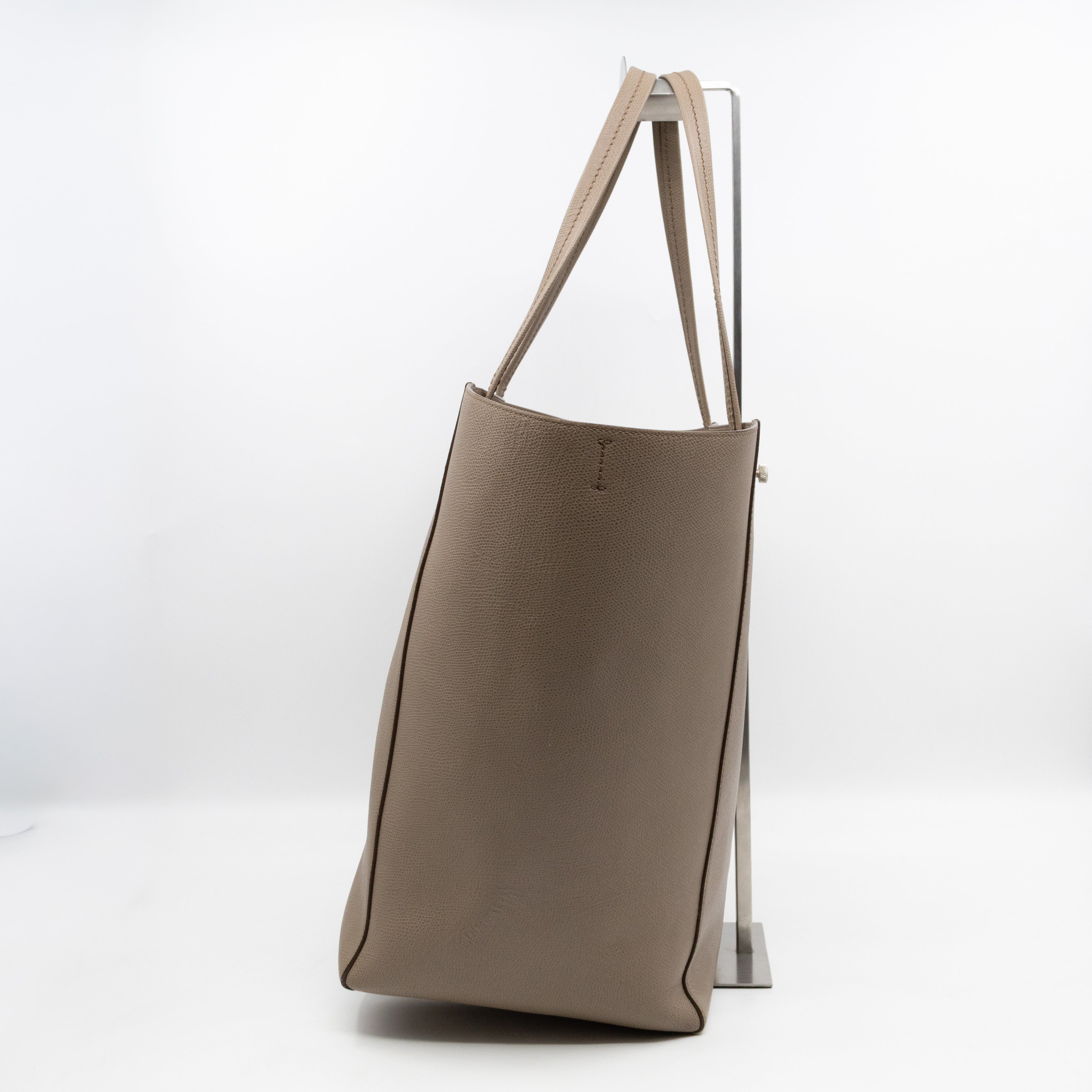 Cabas Phantom Tote Grey Leather