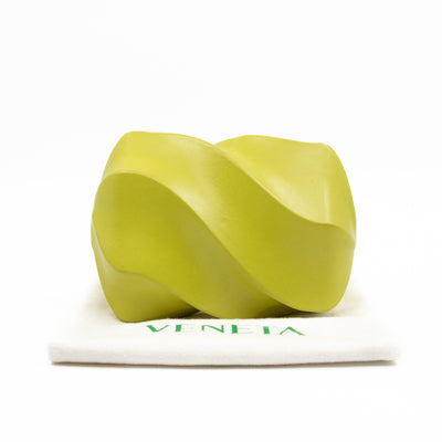 Whirl Spiral Clutch Kiwi Leather