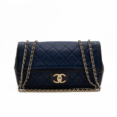 Graphic Medium Flap Bag Blue & Black Leather