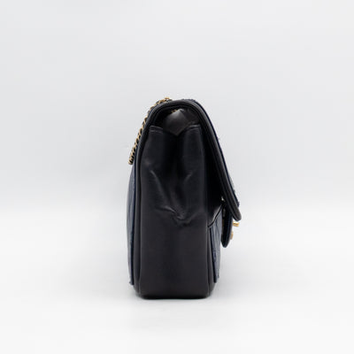 Graphic Medium Flap Bag Blue & Black Leather