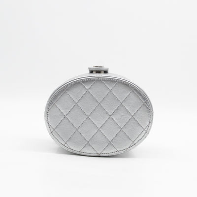 Vanity On CC With Chain Silver Leather
