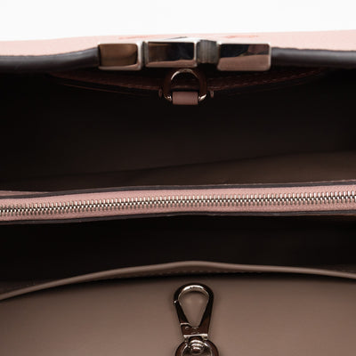 Capucines MM Rose Ballerine Taurillon Leather