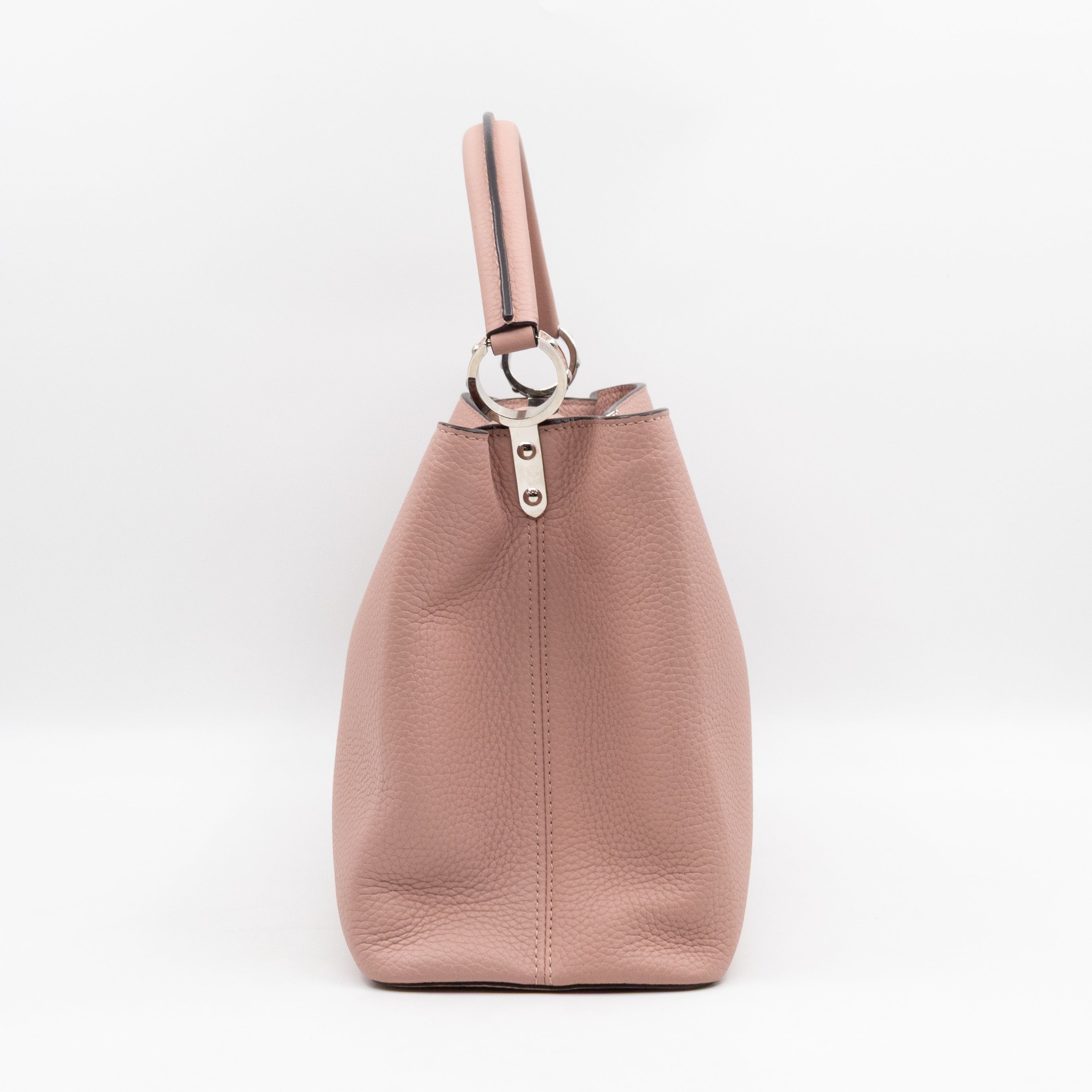 Capucines MM Rose Ballerine Taurillon Leather