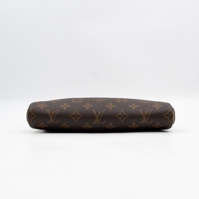 Eva Monogram