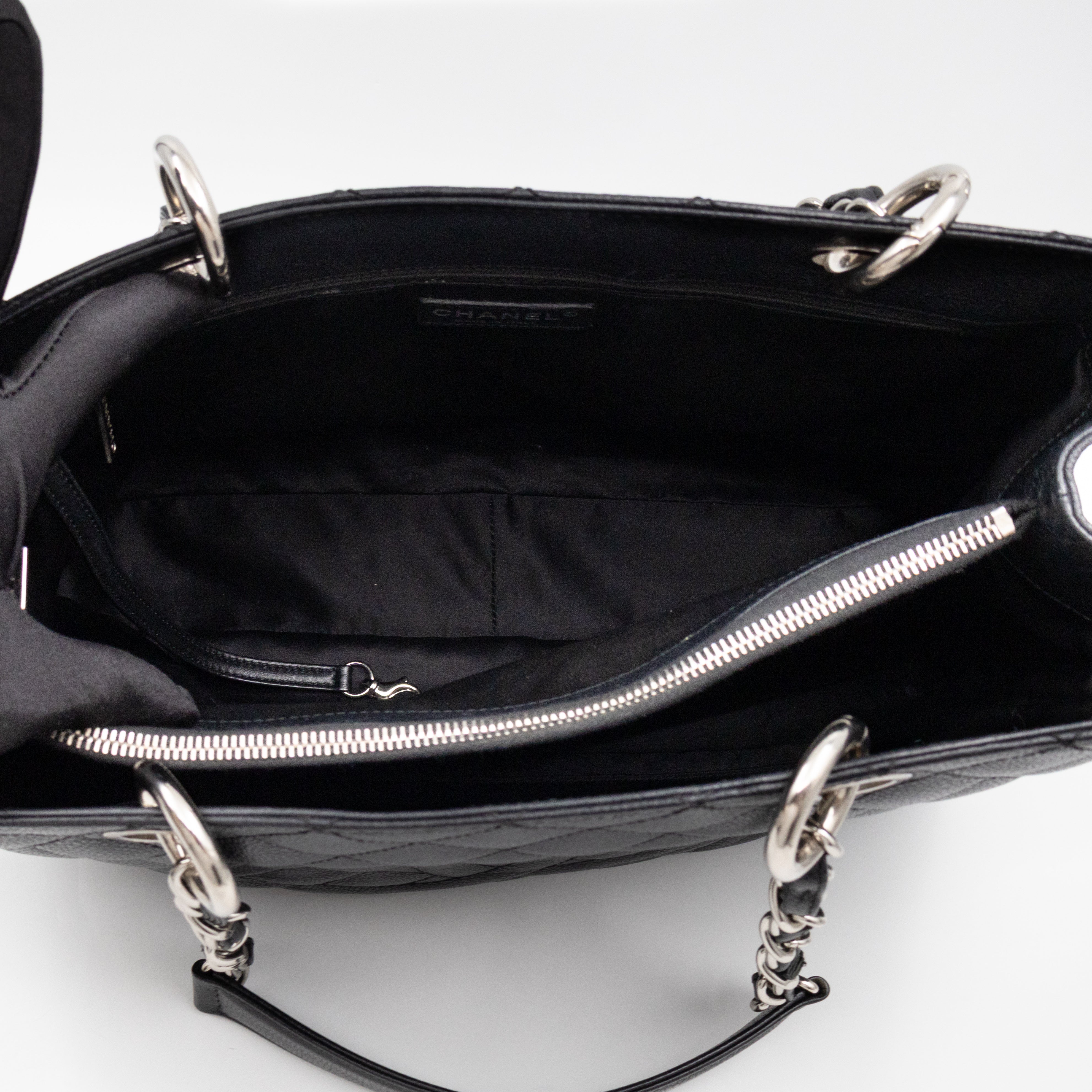 GST Grand Shopping Tote Black Caviar Silver