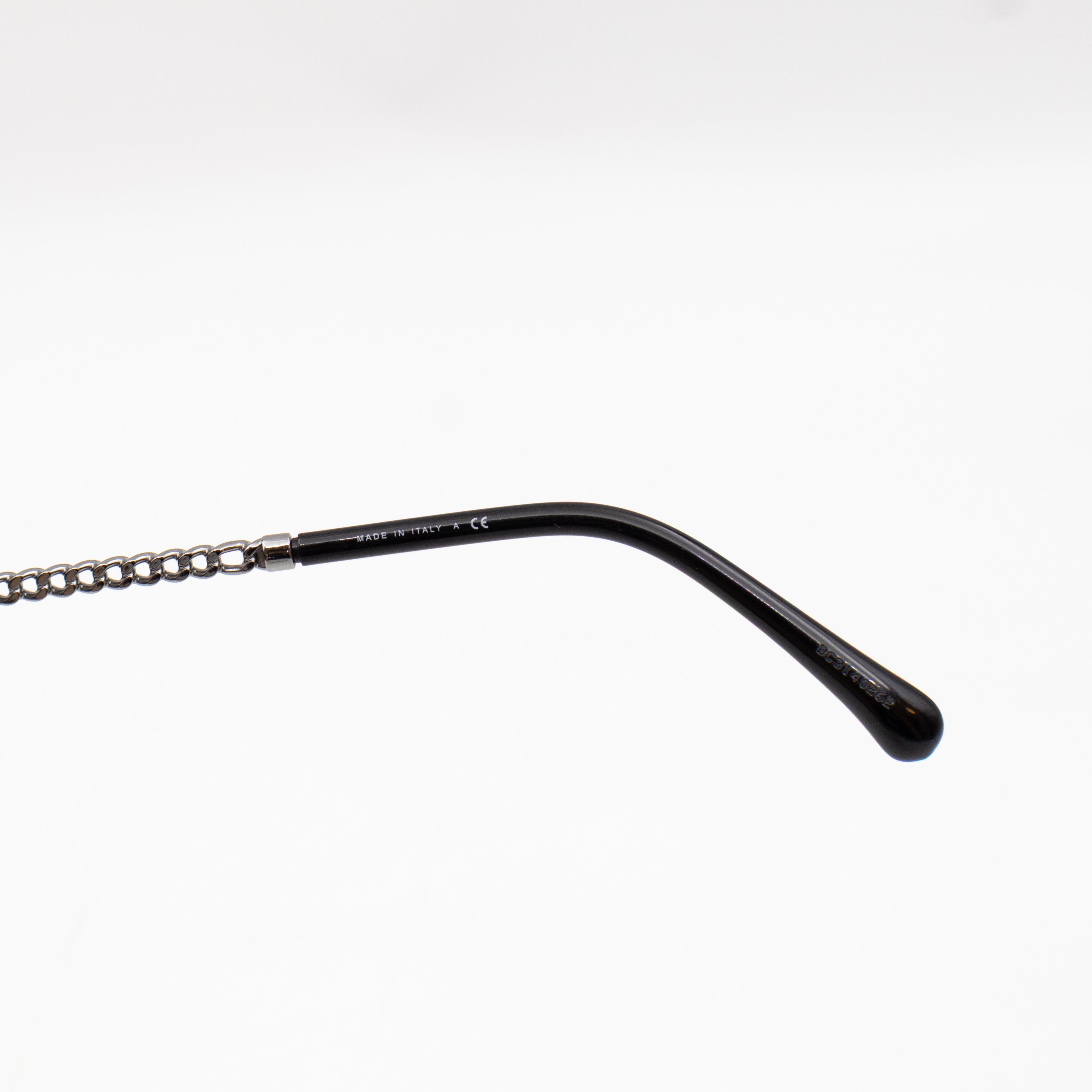 Square Sunglasses With Pearl Triple Chain