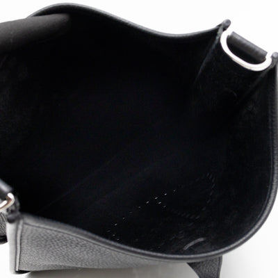 Evelyne III 29 PM Black Taurillon Clemence Leather