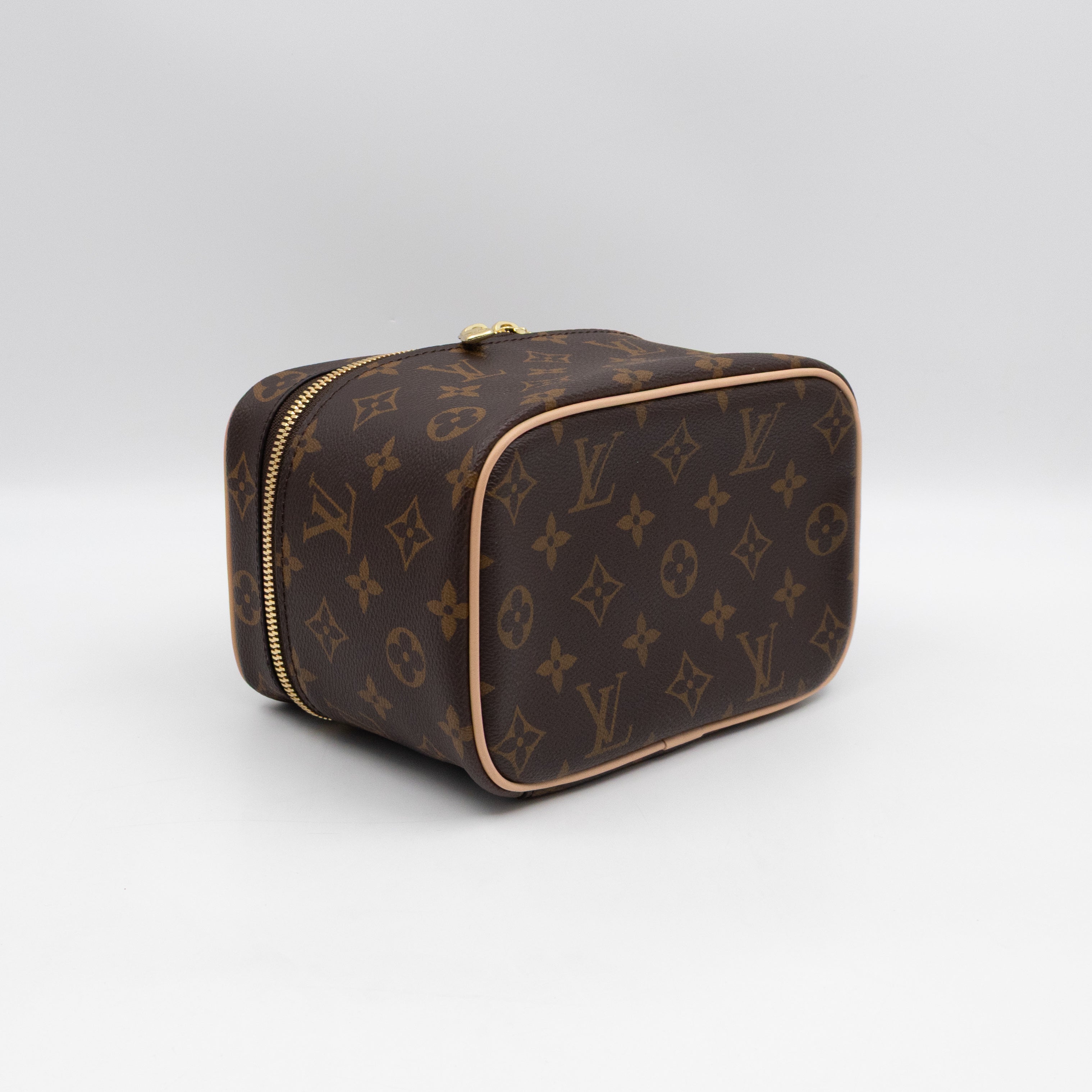 Nice Mini Monogram