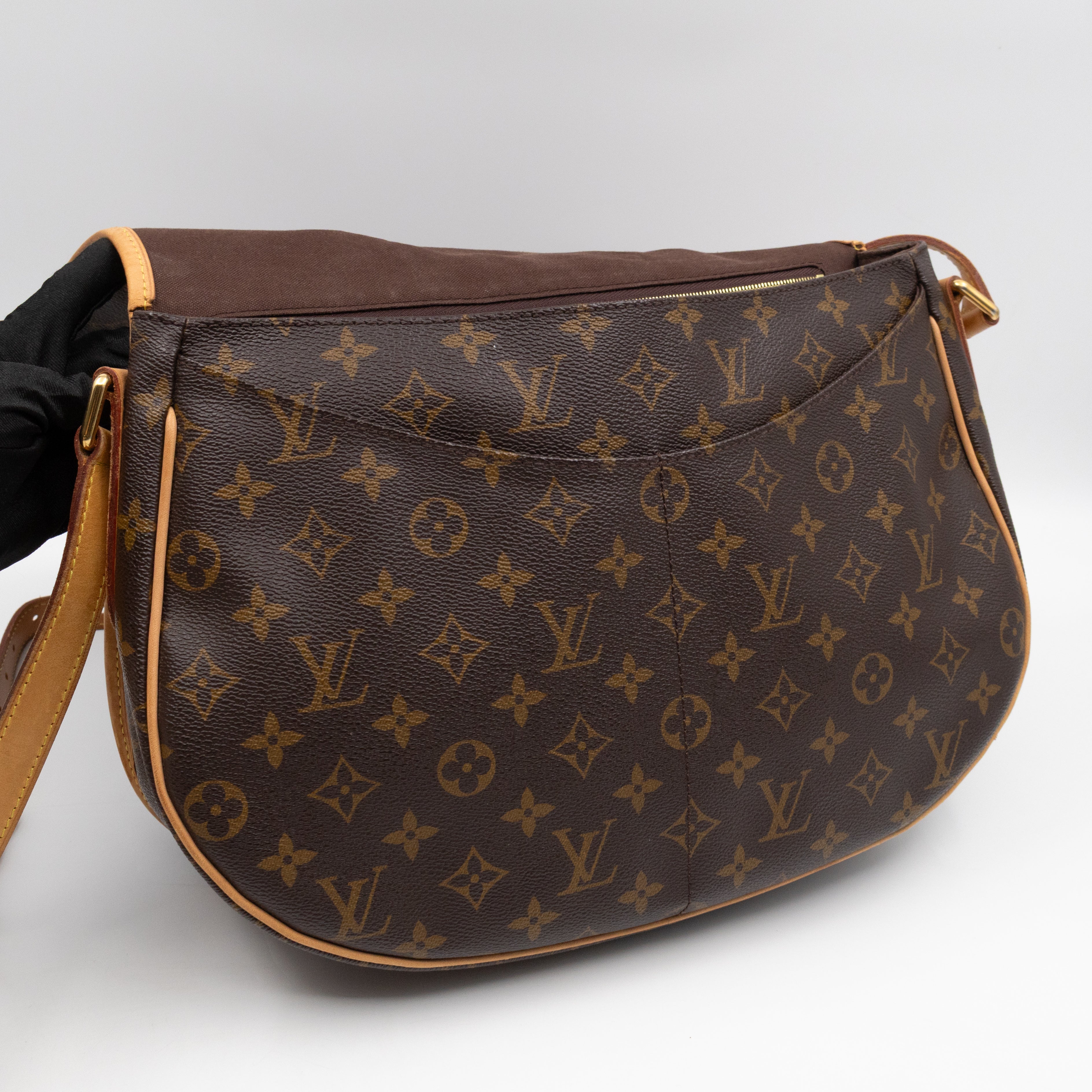 Menilmontant MM Monogram
