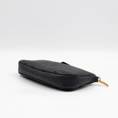 Multi Pochette Accessoires Black Monogram Empreinte