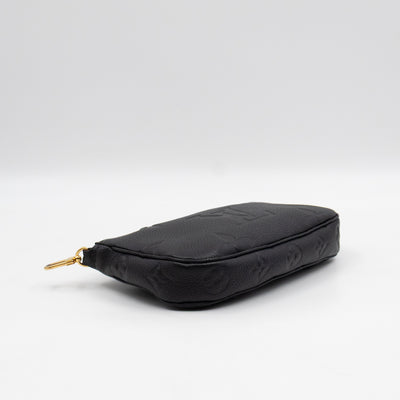 Multi Pochette Accessoires Black Monogram Empreinte