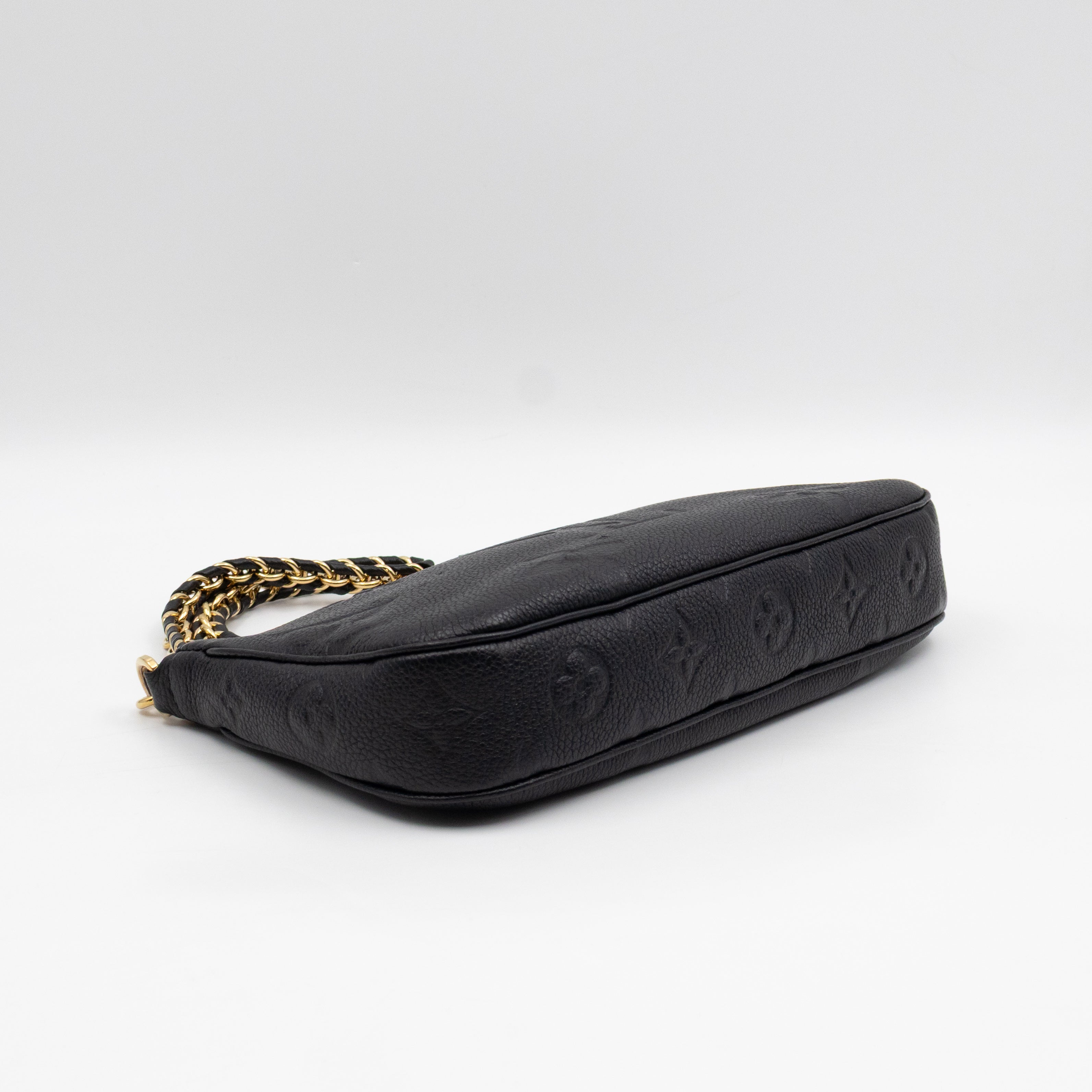 Multi Pochette Accessoires Black Monogram Empreinte