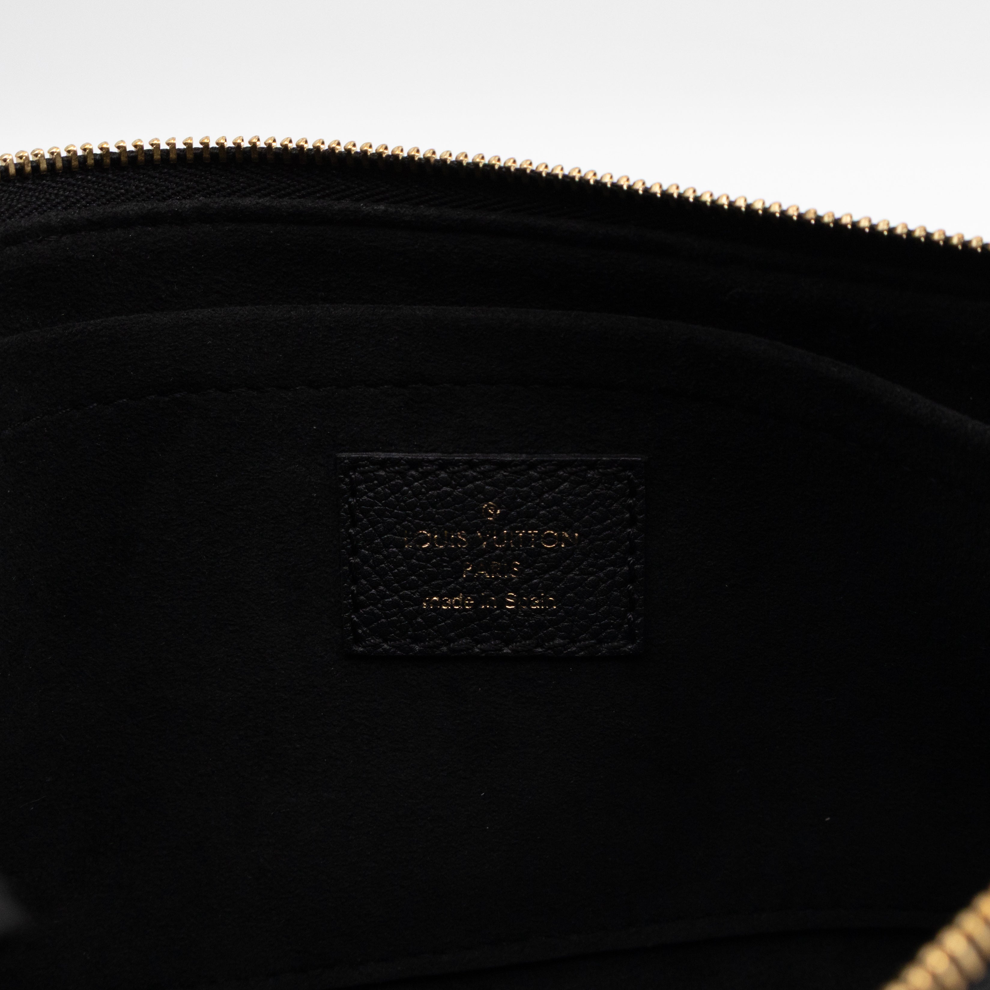 Multi Pochette Accessoires Black Monogram Empreinte