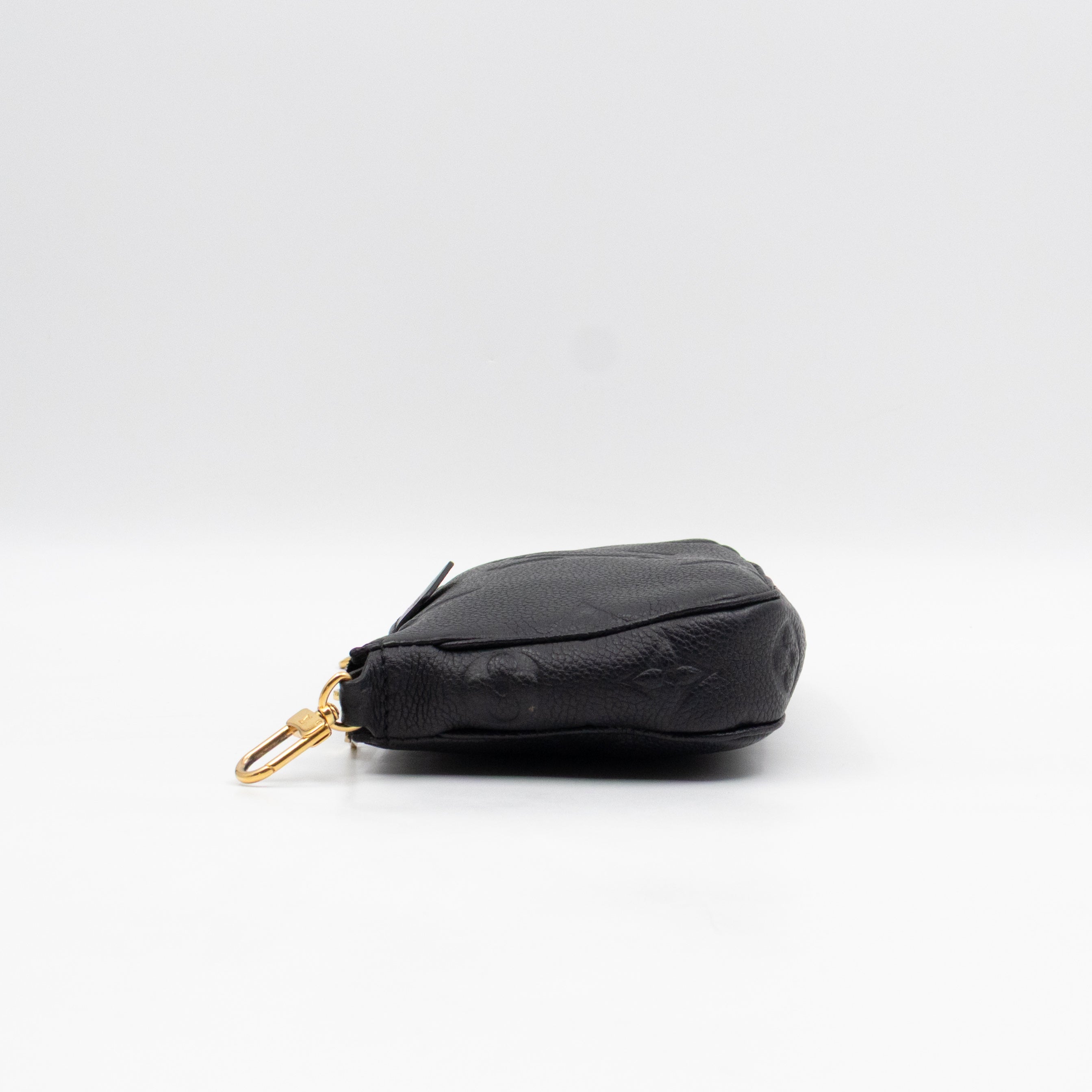 Multi Pochette Accessoires Black Monogram Empreinte